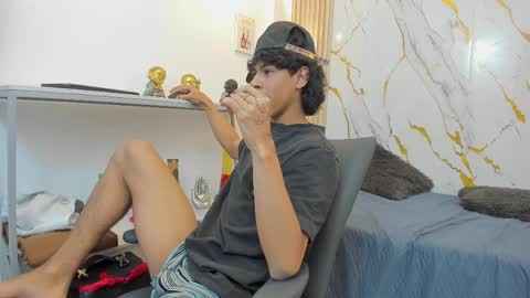 Zayn online show from March 30, 7:58 pm