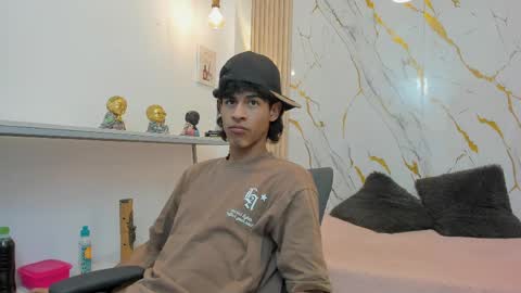 Zayn online show from April 4, 7:21 pm