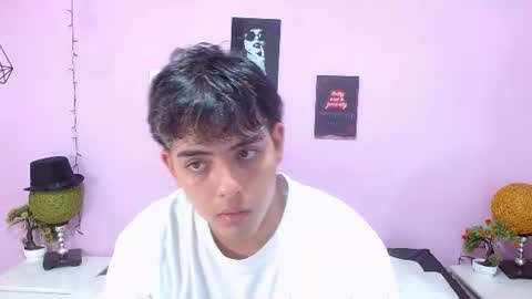 zayne lyon online show from July 27, 11:40 am