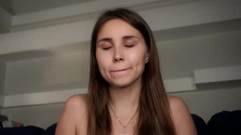 Emilia online show from September 13, 8:39 am