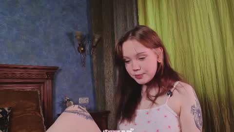 Emilia online show from July 18, 1:29 am