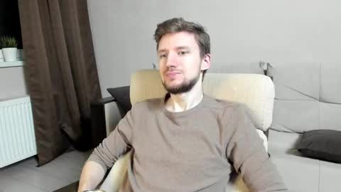 Andrew online show from April 18, 6:32 pm