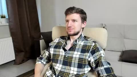 Andrew online show from April 23, 8:44 am