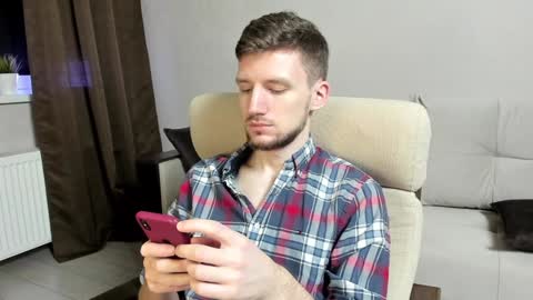 Andrew online show from February 6, 4:10 am