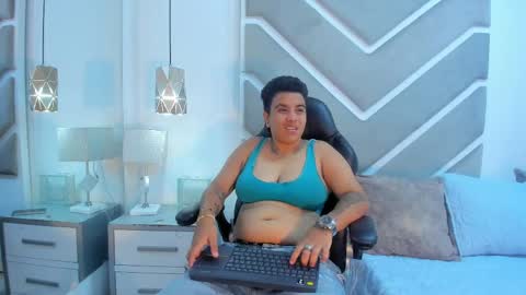 zeussmithh online show from October 7, 1:40 pm