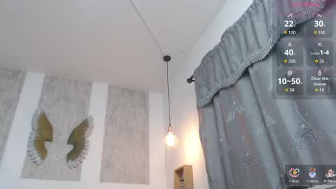 ZHAMIRA  ANDRES online show from April 26, 7:22 pm