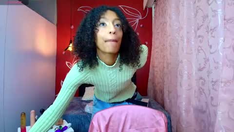 Zia Green online show from March 7, 12:12 pm