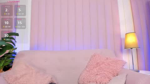 Zia Cooper online show from December 14, 12:00 pm