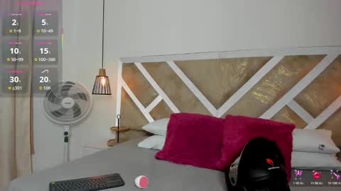 zia online show from April 13, 11:14 am