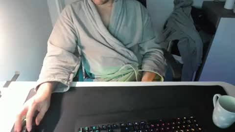 ziemlichflutschig online show from January 30, 1:00 am