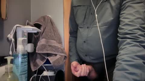 zinger283069 online show from March 5, 9:24 pm