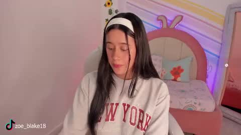 Zoe online show from June 22, 11:34 pm