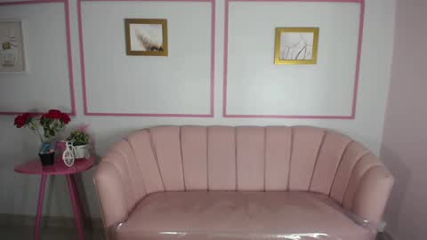 zoe_ch_ online show from March 11, 9:59 pm