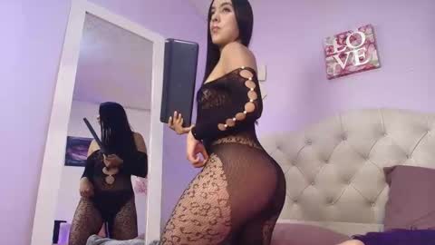 zoe online show from April 16, 9:39 pm