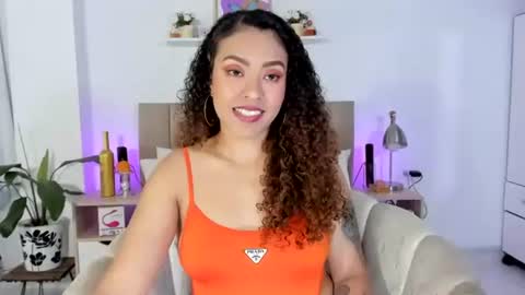 Zoe Gruber online show from February 3, 11:41 pm