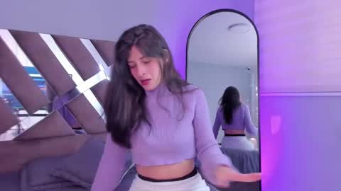 Zoe Olsen online show from February 18, 1:00 pm