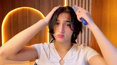 Zoe online show from February 4, 8:35 pm