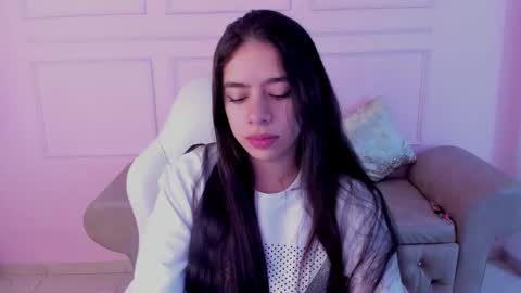 Zoe online show from October 10, 11:49 am