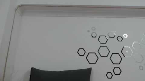 Carolina online show from November 14, 10:11 pm