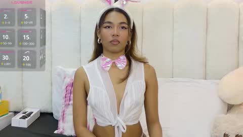 Snapshot of zoeameliie chatting on October 23, 11:49 pm zoeameliie online show from October 23, 11:49 pm