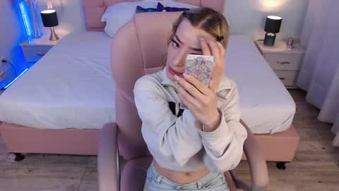 zoe online show from April 1, 4:13 am