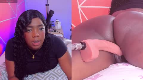 Snapshot of zoeethompson_cm chatting on October 18, 11:14 am online show from October 18, 11:14 am