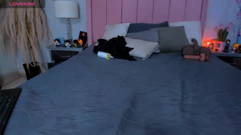 CuteZoe online show from October 30, 2:39 pm