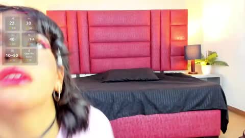 zoespear online show from April 17, 12:07 pm