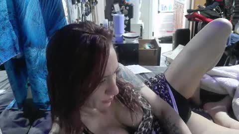 Zoey Portland online show from February 16, 6:06 pm