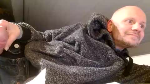 zolexthomas online show from March 7, 6:22 pm