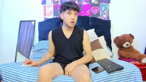 zoren33 online show from July 21, 12:34 am