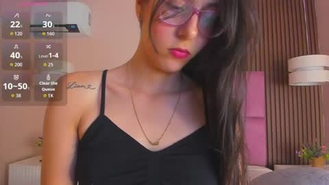 Zoy Cute  online show from July 28, 11:28 am