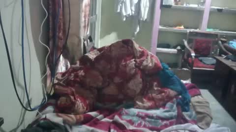 zoyakhan803 online show from February 12, 8:50 pm