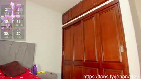 zule online show from March 17, 9:25 am