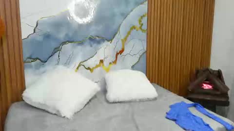 zulemapiel online show from May 6, 11:00 pm