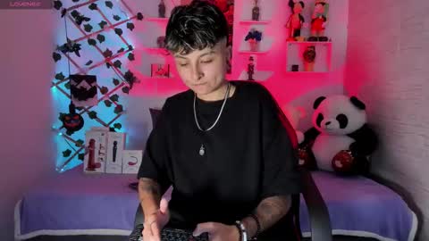 Zury Ramirez online show from November 6, 10:35 pm