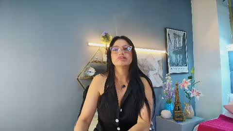 Zuzana21 online show from June 11, 6:50 pm