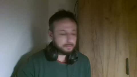 zvrhlikodvedle online show from April 24, 12:01 am