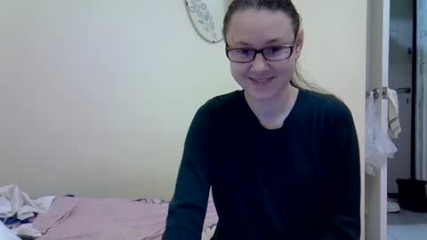 Zyuhre online show from March 2, 9:11 pm